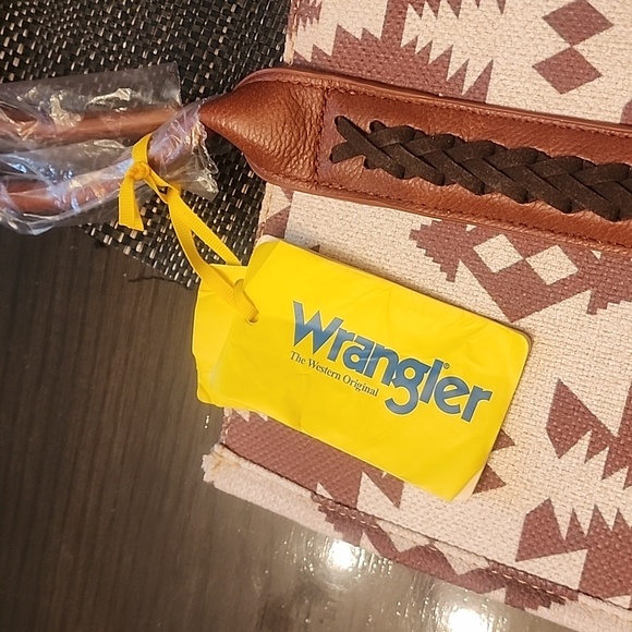 Wrangler Womens Aztec Tote Bag New With Tags - Picture 4 of 8